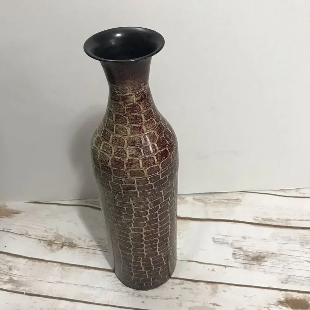 Maroon Dark Red‎ Printed Vase Giraffe Cobblestone